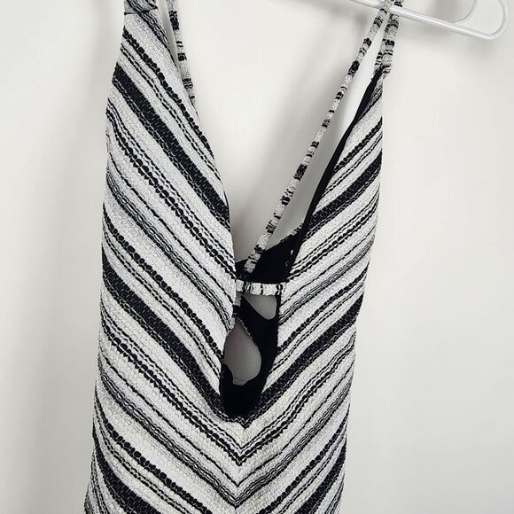 BECCA WOMENS SMALL Symphony Liz Plunge One Piece SWIMSUIT STRAPPY REBECCA VIRTUE - Picture 4 of 9